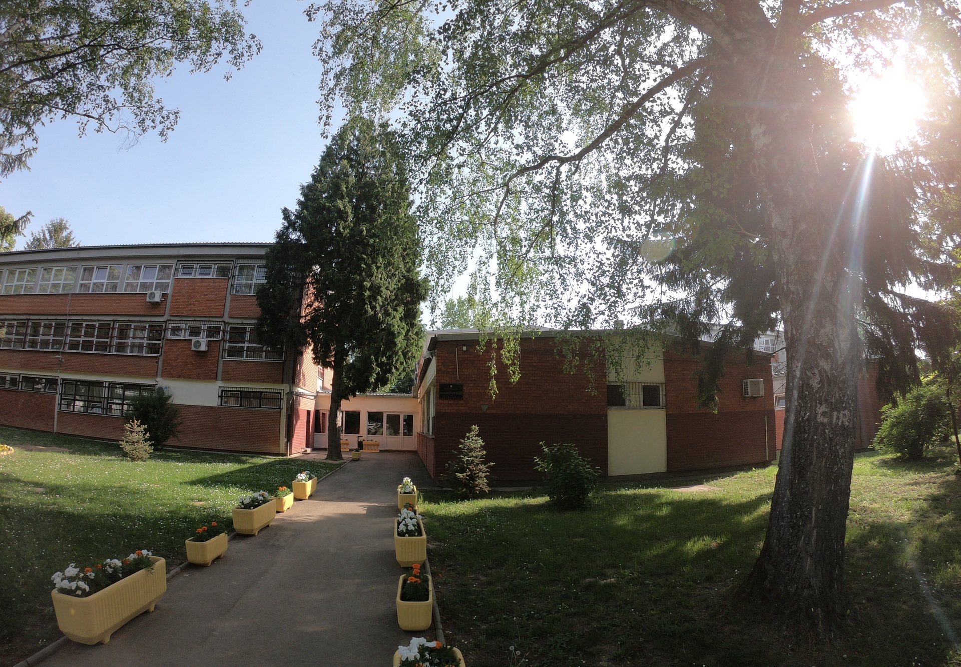 0b512b8a 6126 45ea 9667 17d85ee23342